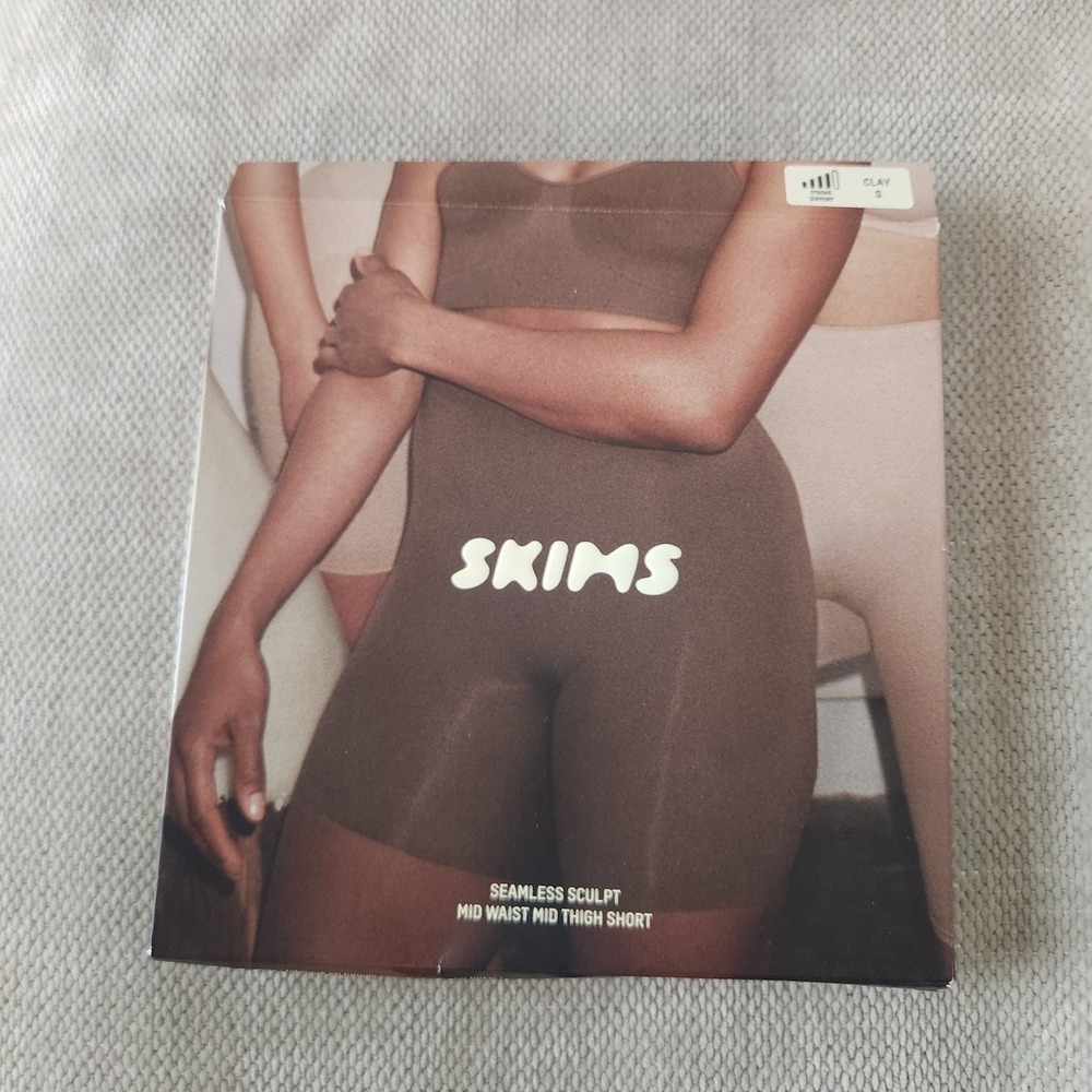 Skims Small Clay Beige Sheer Sculpt Low Back Shorts NWT